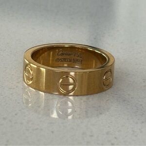 Gold Ring with Screw Motif